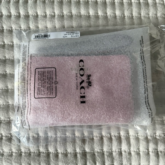 Coach Powder Pink Zip-Around Wristlet - Picture 3 of 3